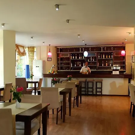 Aska Baran Hotell Avsallar